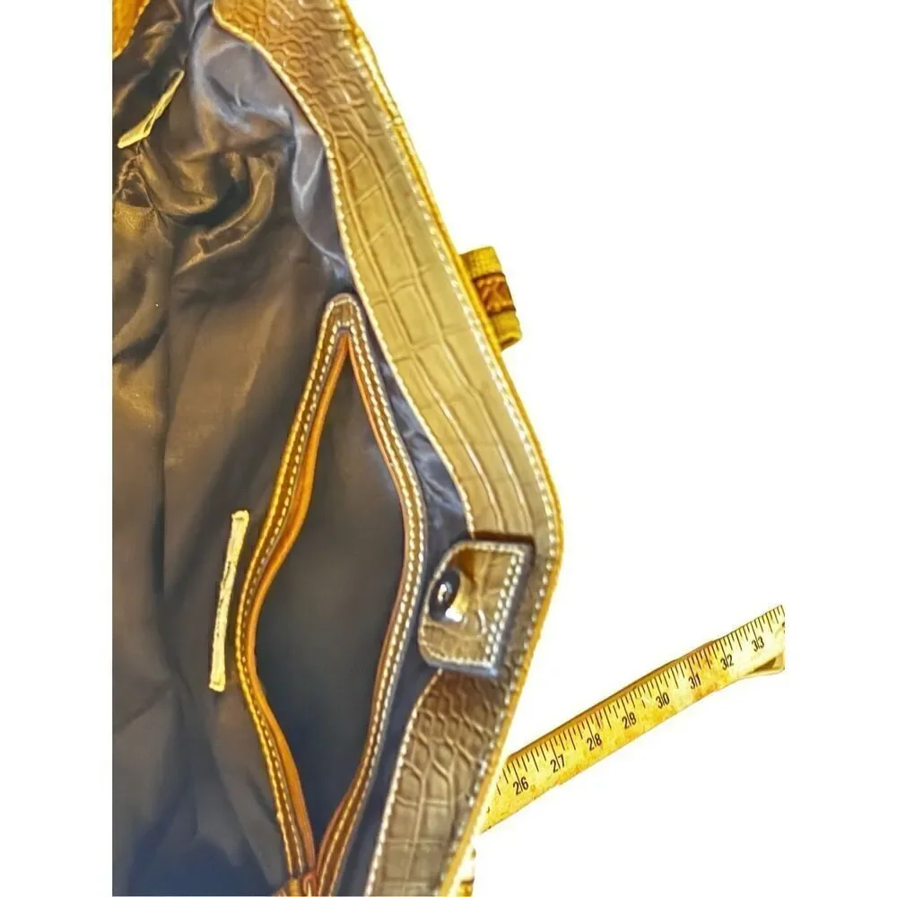 Nine West  hand bag